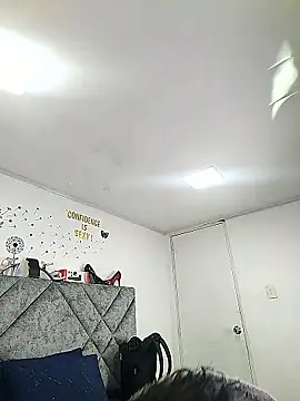 Shantey_Laurent Live XXX Chat