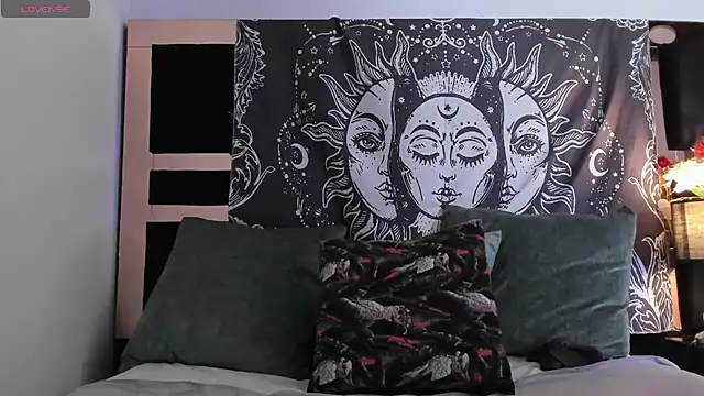 mirandaduboiss élő XXX-chatje