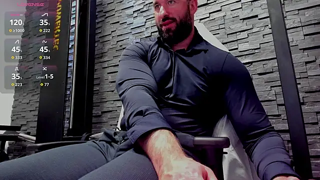 Czat XXX na żywo – David_Big_Daddy