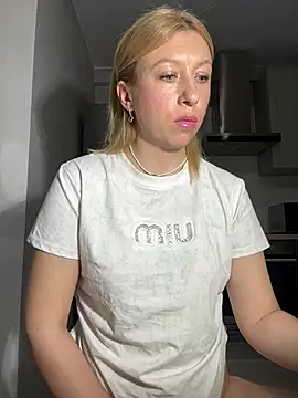 Kittie_Valentine Live XXX Chat