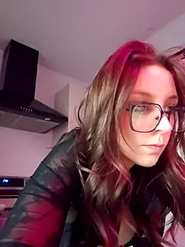 Chatroom XXX en direct de LilyOrion