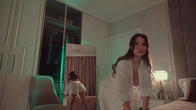 แชท XXX สดของ MilaDYstarlight