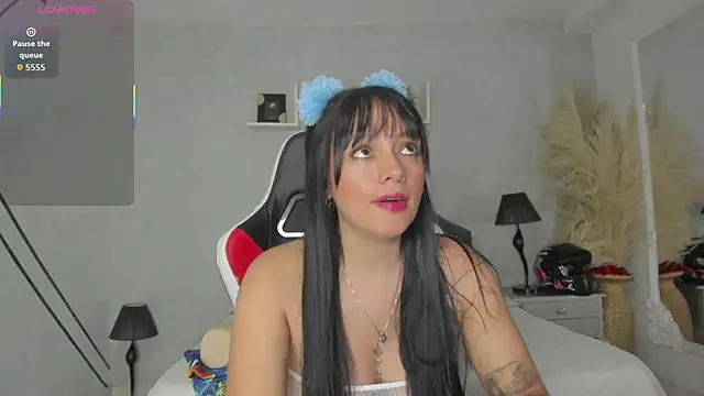 Živý XXX chat EmiliaRose_