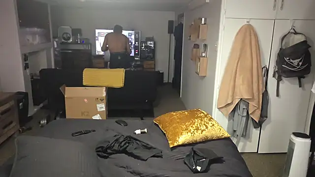 piggylatino webcam show