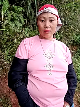 Chatroom XXX en direct de kalara_kail