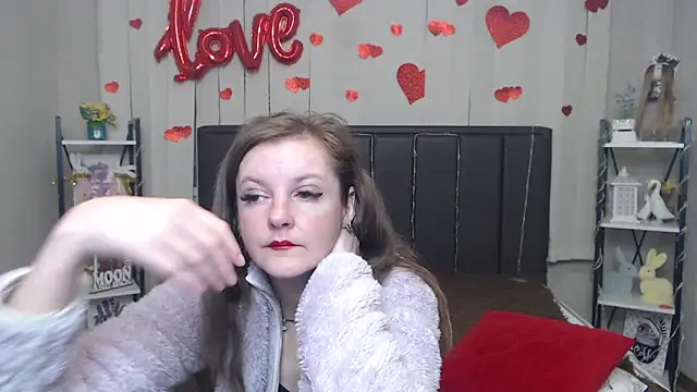 XXX chat uživo modela MeganPirs