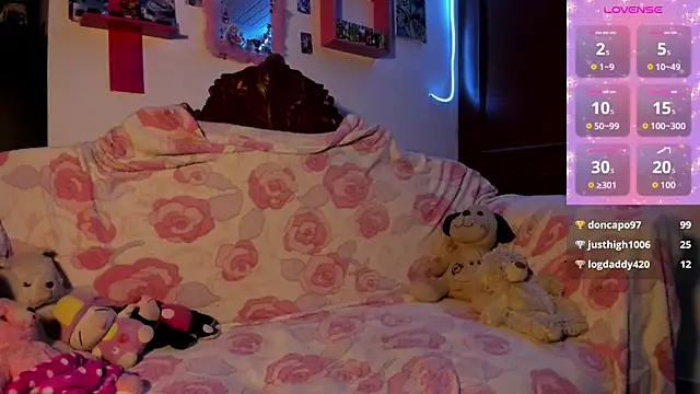 RebecahartのライブXXXチャット