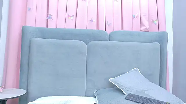 Serene_: онлайн-секс-чат