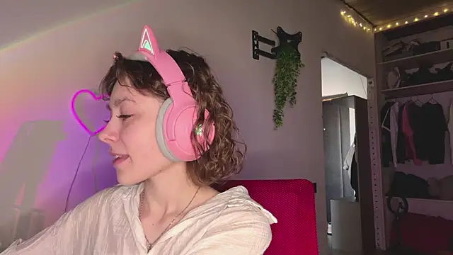 SlunkRear élő XXX-chatje