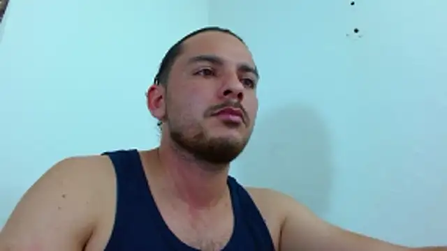 tuyo1995 Show Webcam