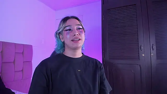 Chat +18 de AngelFlexxx ao vivo