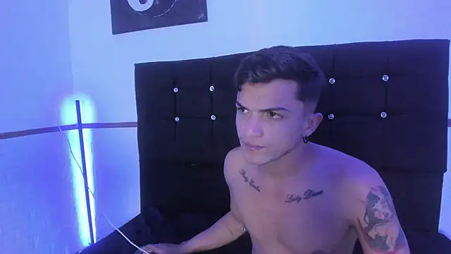 BabyTiago Webcamshow