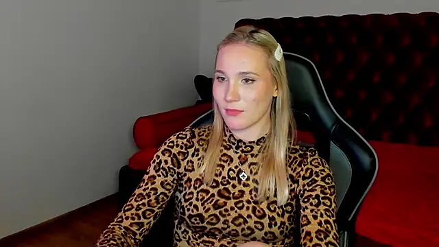 دردشة ElaraVoltage الجنسية المباشرة