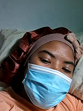 Czat XXX na żywo – Artinah22