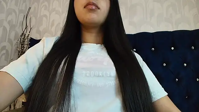 CarolineBrunx Chat XXX live