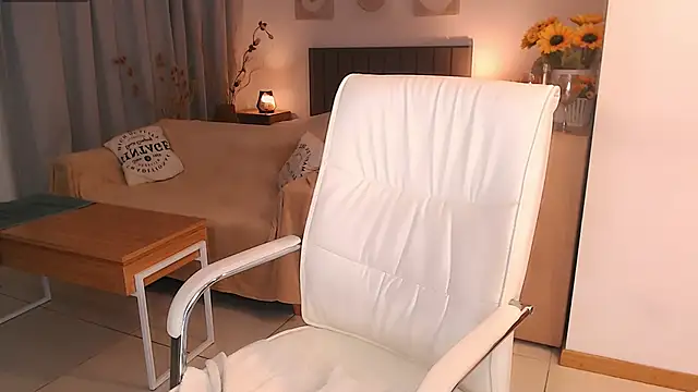 Tilly_Eliot – Naživo XXX chat