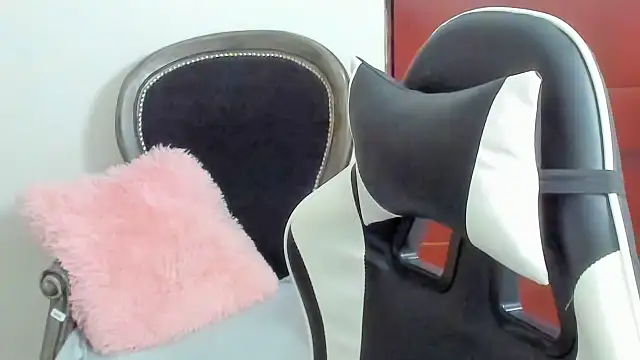 __Emma__11__Lecat_のライブXXXチャット