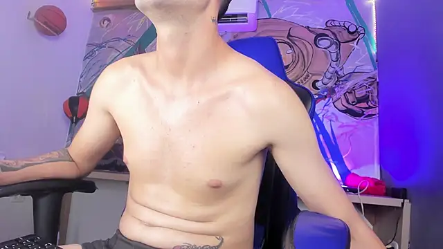 Ian_Valenti Chat XXX in diretta