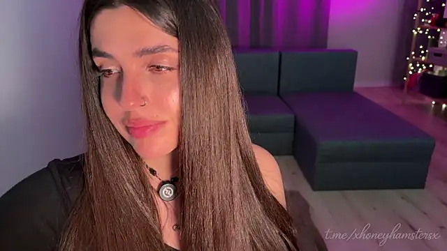 xHONEYHAMSTERSx Adlı Modelin Web Kamerası Şovu