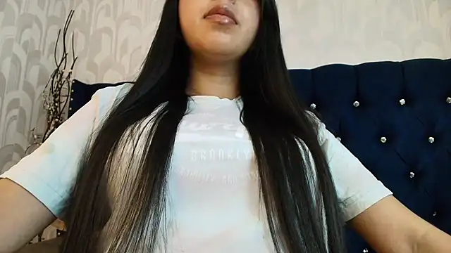 دردشة CarolineBrunx الجنسية المباشرة