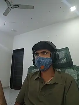 mavin_: διαδικτυακό σόου στην κάμερα