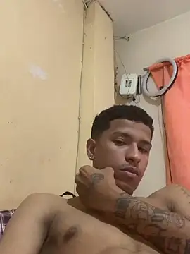 Show modela Anthony_clark1 na web-kameri