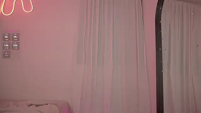 honeey_n Live XXX chat