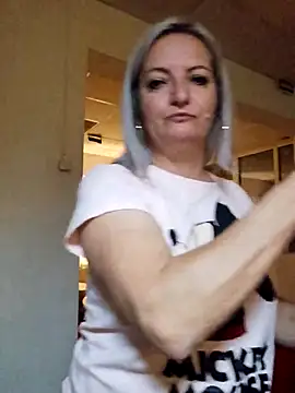 LadyTouch's Live XXX Chat