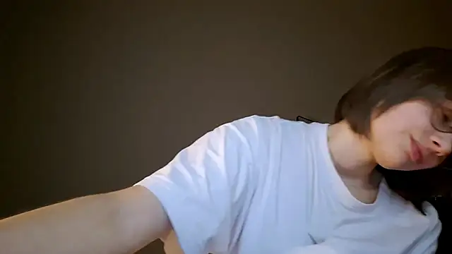 ExitedTroth 即時 XXX 聊天