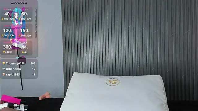 stephany_summer live XXX chat