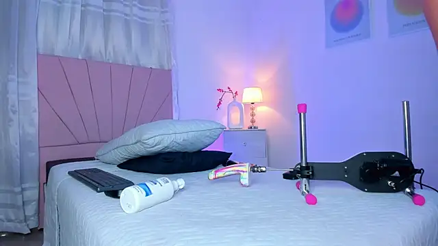 Chat +18 de misskatthy1 ao vivo