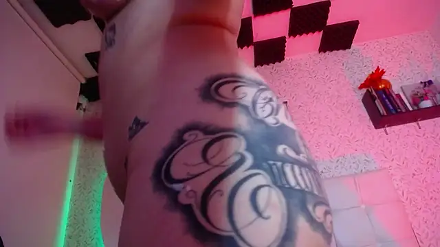 Edelyn_ink লাইভ XXX চ্যাট