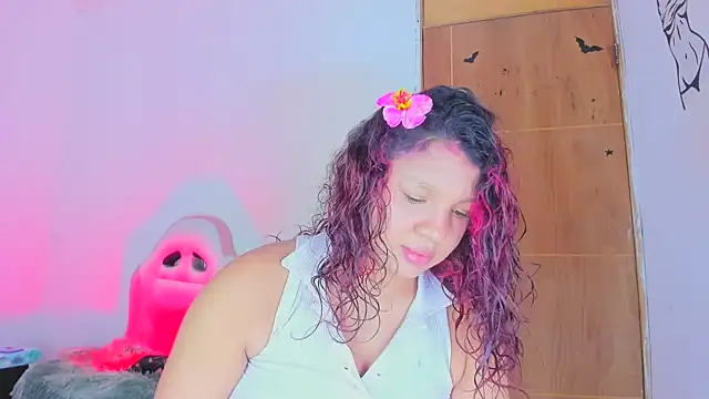 Emily_Coper18 – Live XXX-chat