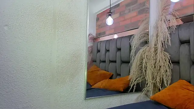 XXX chat uživo modela JESSYCORTES