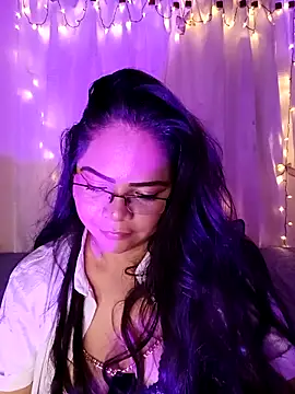 ROUSSE_SINCLAIR's Live XXX Chat