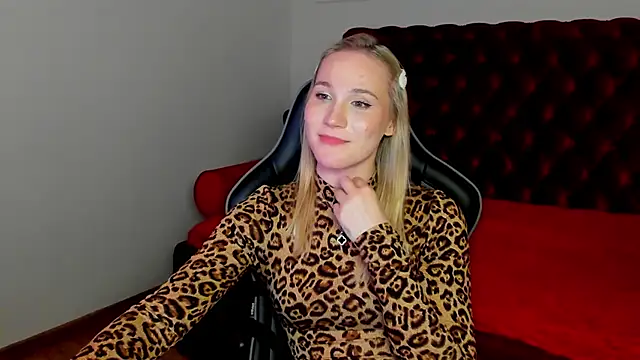 ElaraVoltage – Live XXX-chat