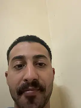 Hehjehjeqll webkamerás műsora