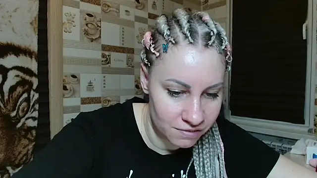 TherestlessKitty élő XXX-chatje