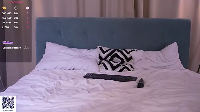 LisanBrown Adlı Modelin Canlı XXX Sohbeti