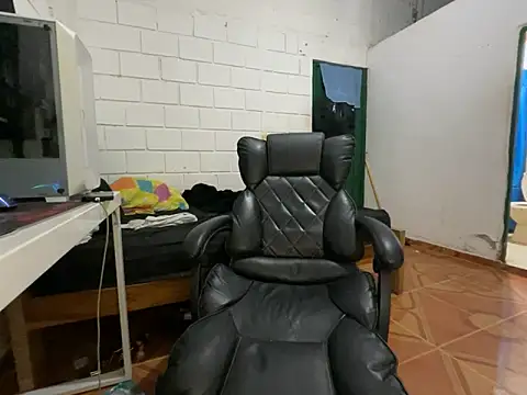 Show de Max_TheHorseDick na webcam