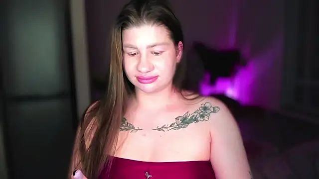 JuicyHelenX's Live XXX Chat