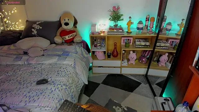 cuteweed420's Live XXX Chat