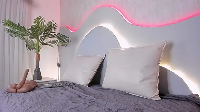 CannelaSmith Adlı Modelin Canlı XXX Sohbeti