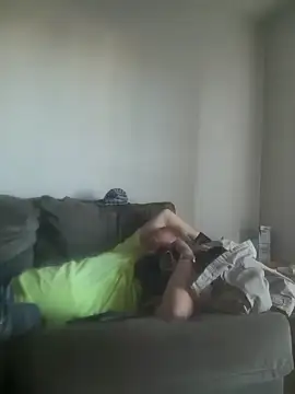 yourMasterisBored Chat XXX in diretta