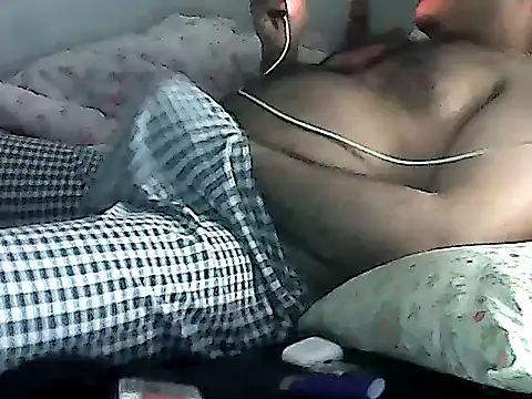 zebbi29GguyTn Adlı Modelin Web Kamerası Şovu