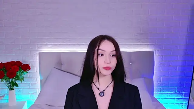 SatiraLux's Live XXX Chat