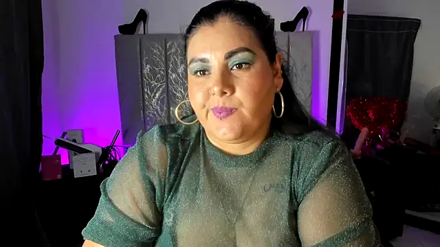 AndreaKinky: απευθείας συνομιλία ΧΧΧ