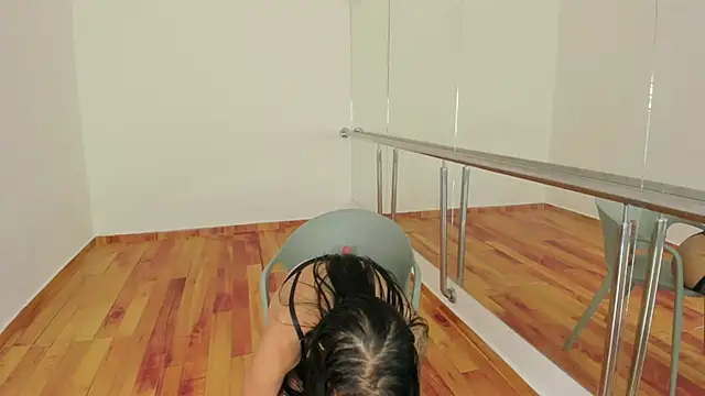 Zoe_borgues' Live XXX Chat