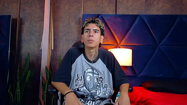 Bel_Sebu: απευθείας συνομιλία ΧΧΧ