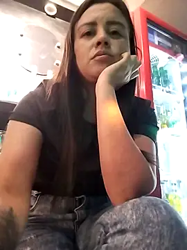 karlagiraldo198 Chat XXX live